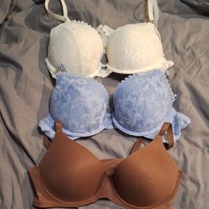 Lot Of 3 Aerie Cream, Blue, and Brown Bra Trio, Size 36C